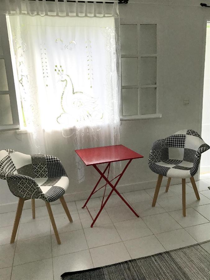 Studio Charmant Au Coeur De Boucan Canot 30 M² Avec Jardin Prive Saint-Paul Экстерьер фото