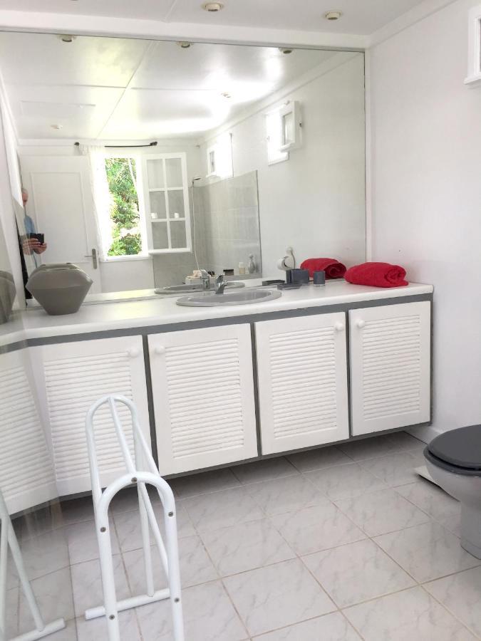 Studio Charmant Au Coeur De Boucan Canot 30 M² Avec Jardin Prive Saint-Paul Экстерьер фото